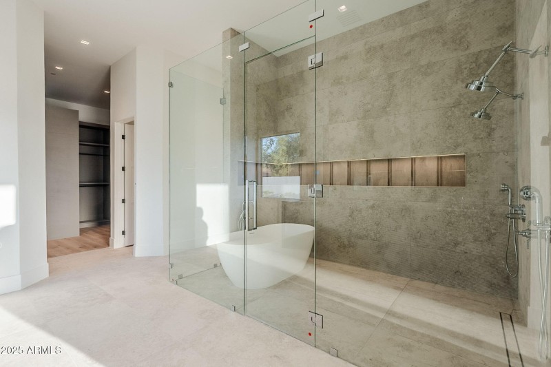 9086BD80-94EF-4EC8-AA3B-5E37840B6178