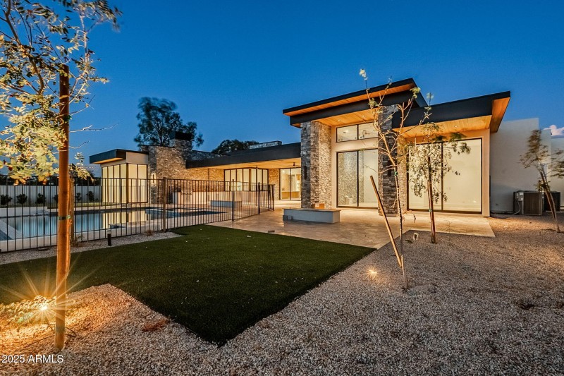 A68542B8-A334-4E07-BE9B-010B03339BBD