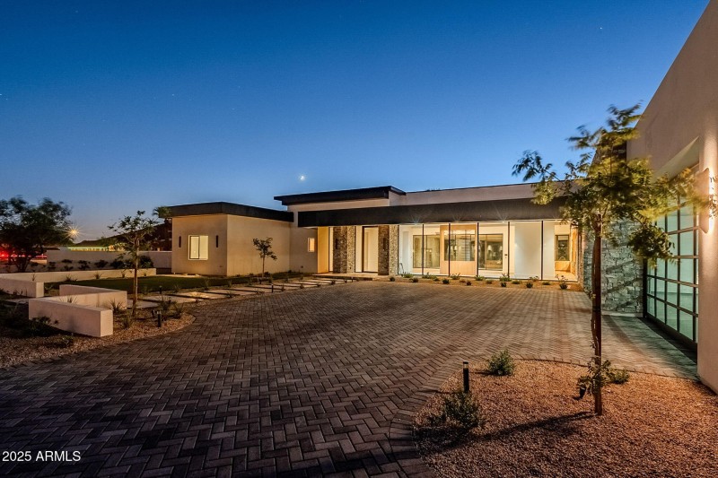 D635B0A5-06FA-432D-BF02-60721513F698