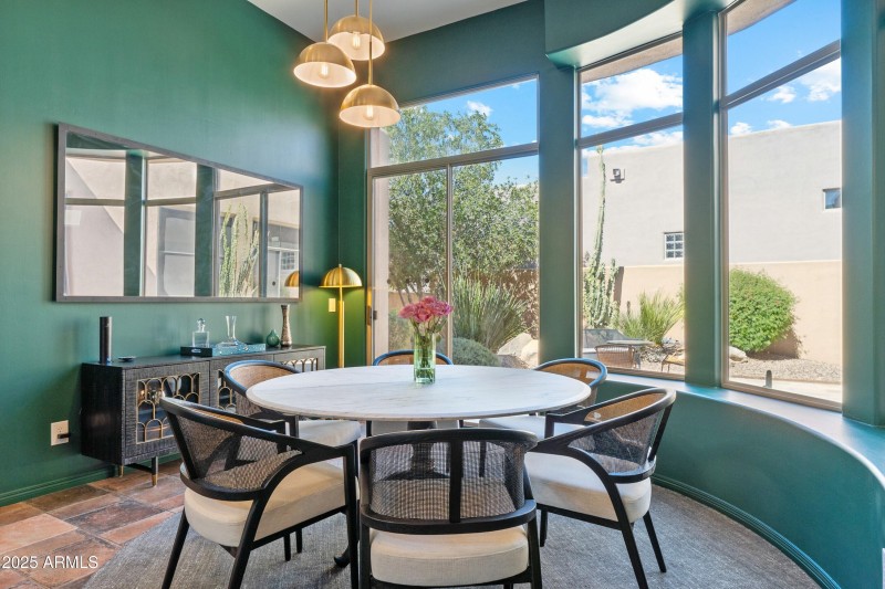 Dining Space, Alt View