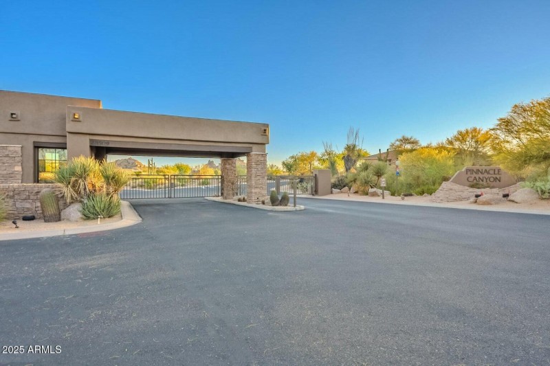 Pinnacle Canyon NORTH GatedEntry