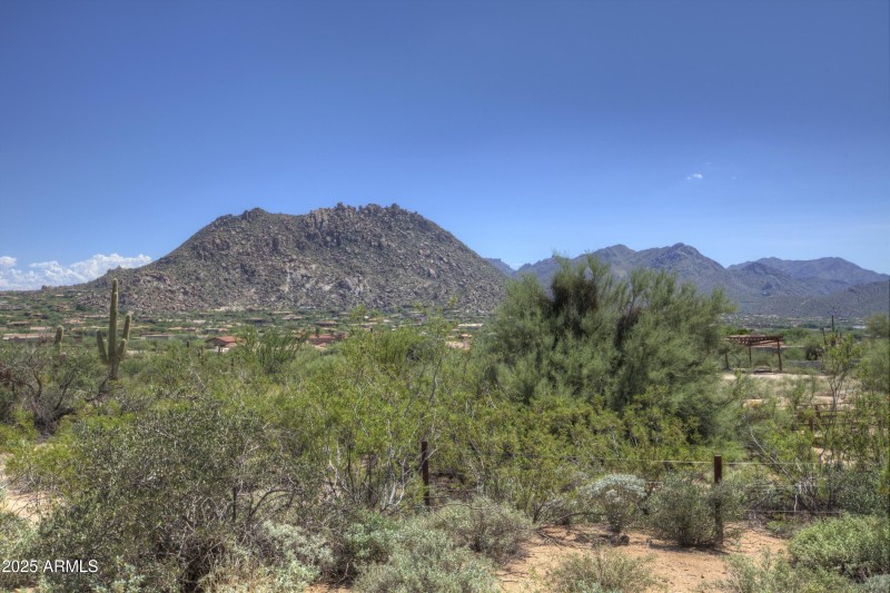 Pinnacle Peak Park Views