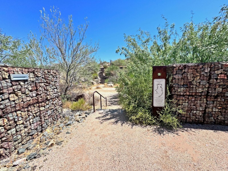 George Cavalliere Park, Alt View