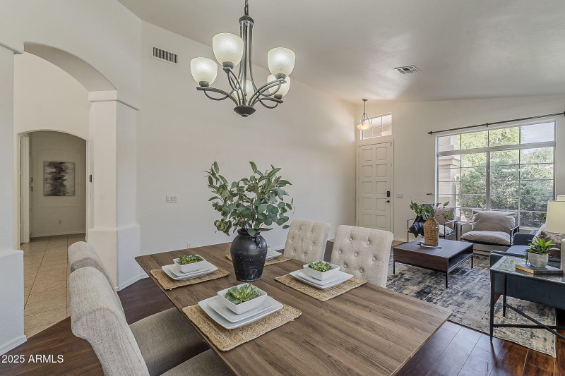 10-web-or-mls-Erie-9