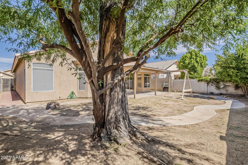 47-web-or-mls-Erie-46