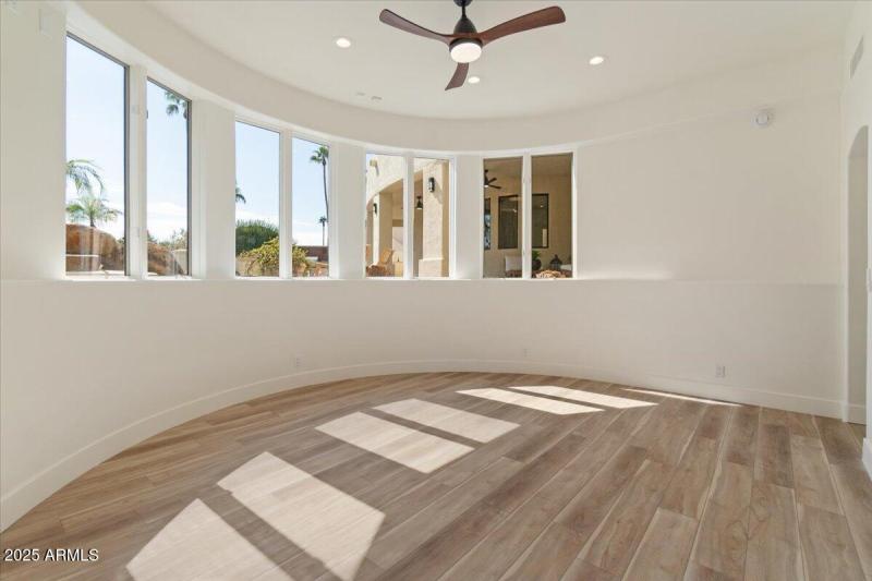 Lower Level Bonus Room