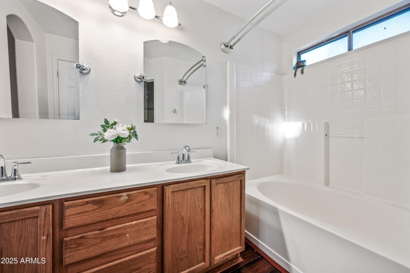 37-16223WPAPL-ocupix