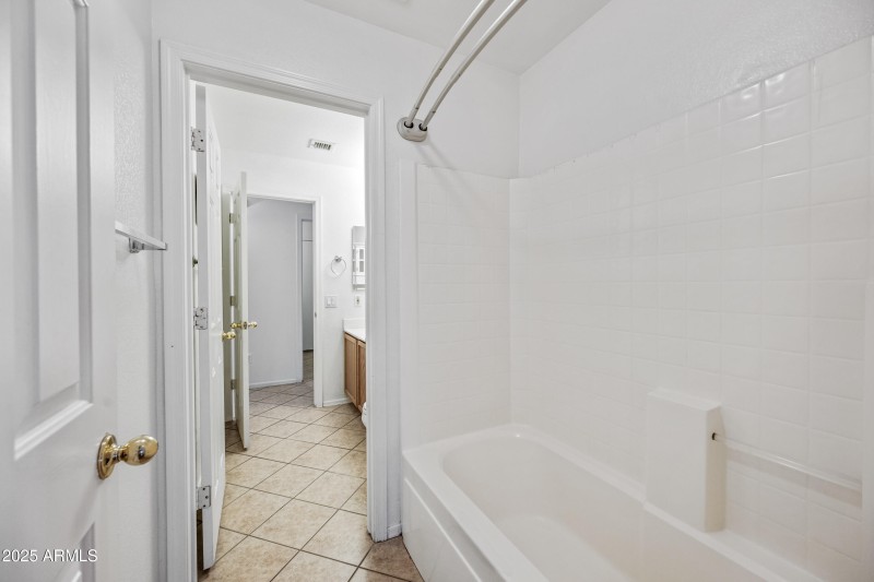 41-16223WPAPL-ocupix