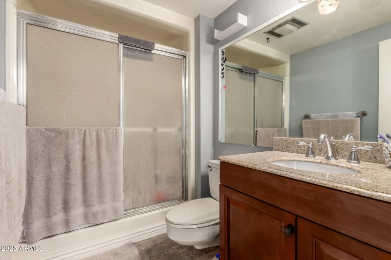 21 - Whispering Oaks 13043