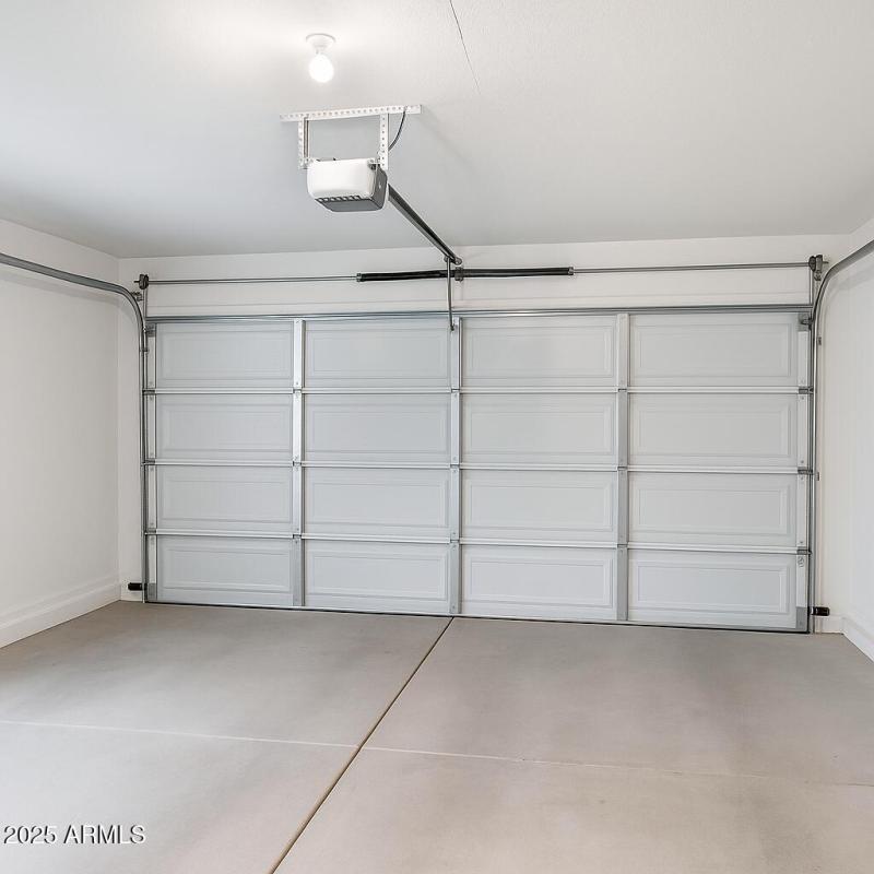 8D213F86-5000-49E5-B557-739C9F20B814