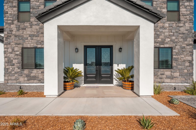 22801 E Galveston St - 05