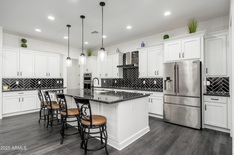 9-print-22801 E Galveston St, 10-07 - 09