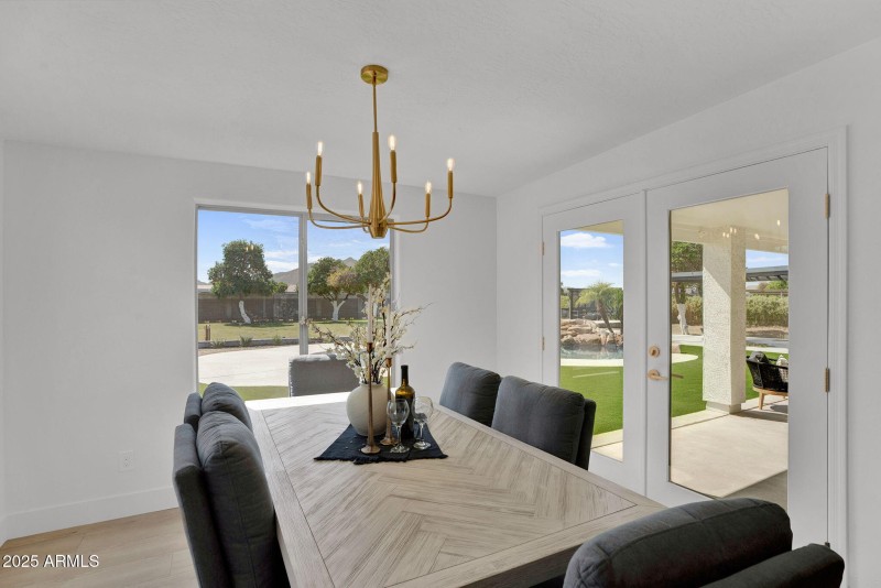 17-web-or-mls-18047 E Vencino-16