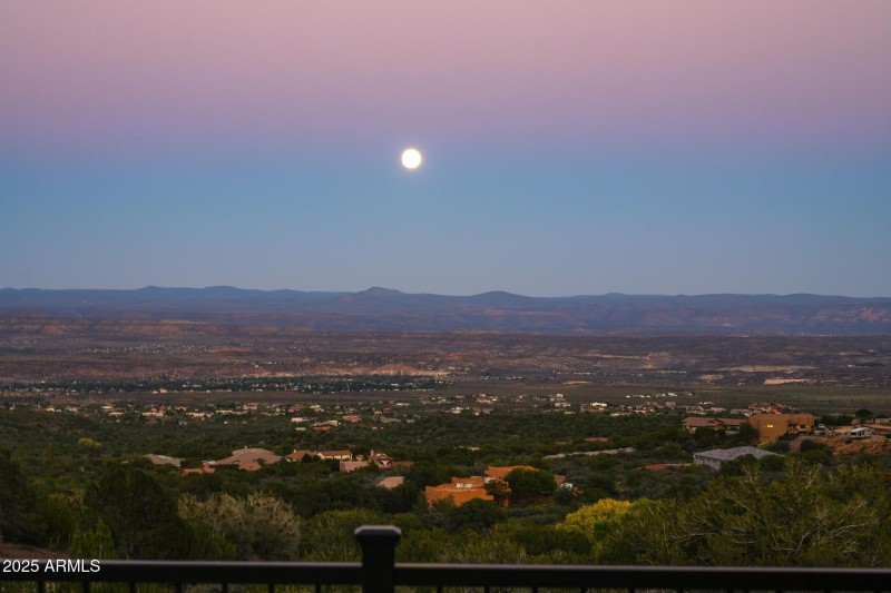 Spanning Sedona & Verde Valley Views