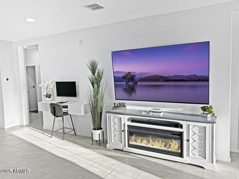 20250512221530638071000000-o