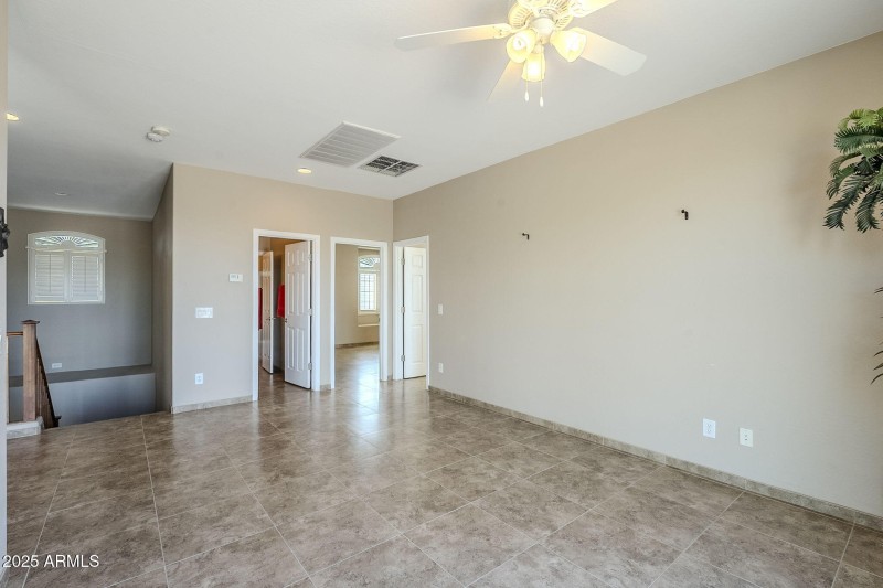 48-web-or-mls-Donithan-36