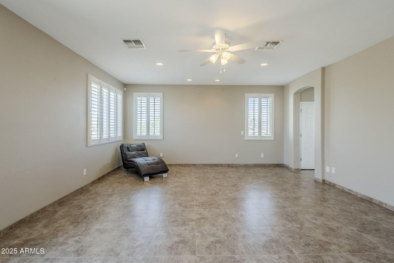 50-web-or-mls-Donithan-38