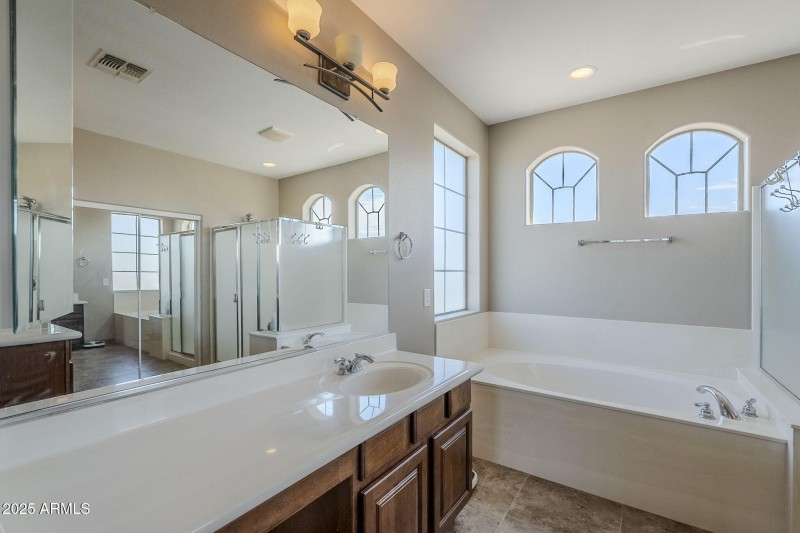 55-web-or-mls-Donithan-43