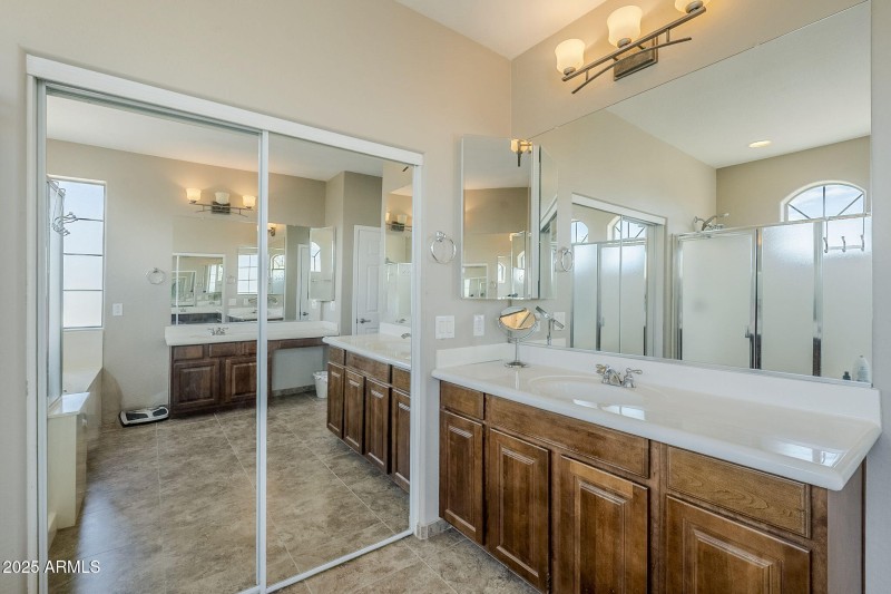 56-web-or-mls-Donithan-44