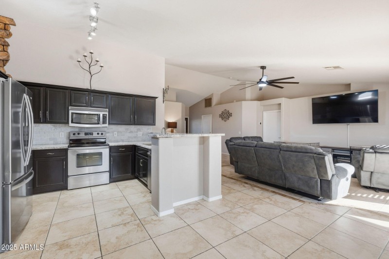 11-web-or-mls-Clair-11