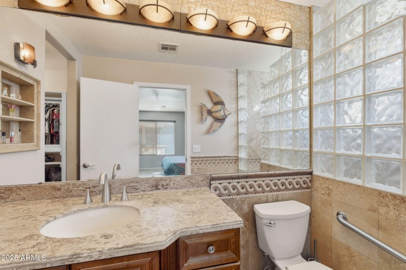 21-web-or-mls-Clair-21