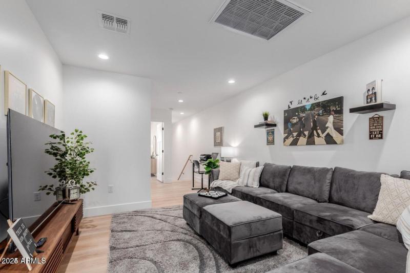 20241115193216955890000000-o