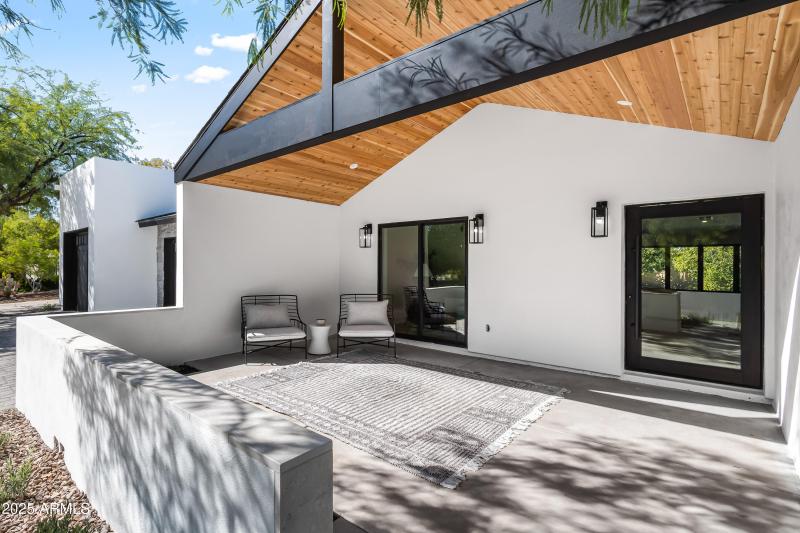 Front of Home | Entry