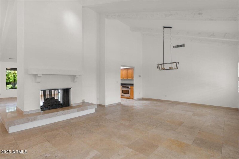 09-Living and Dining