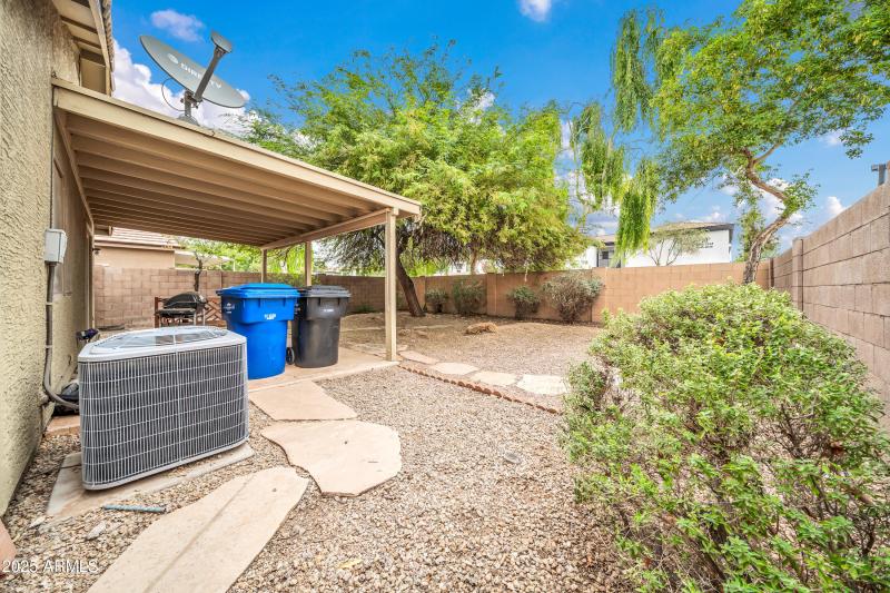 16561 N 157th Ave-22