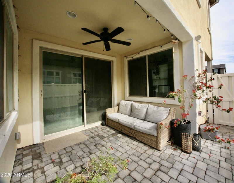 7B65972C-4A29-43E3-A5DE-D7B5C655C151_1_2