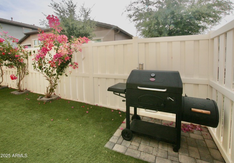 263CBE46-B9A2-4BFB-9E96-89EE2501C838_1_2