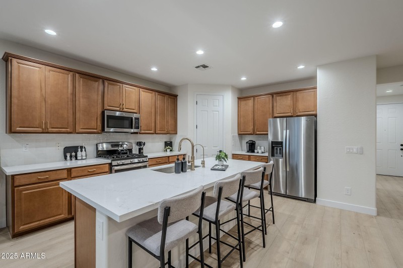 13-web-or-mls-Maggie-13