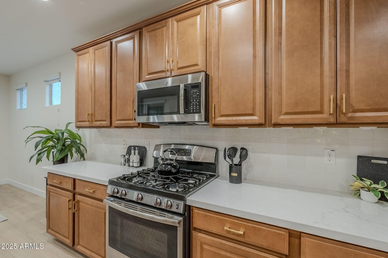 19-web-or-mls-Maggie-19