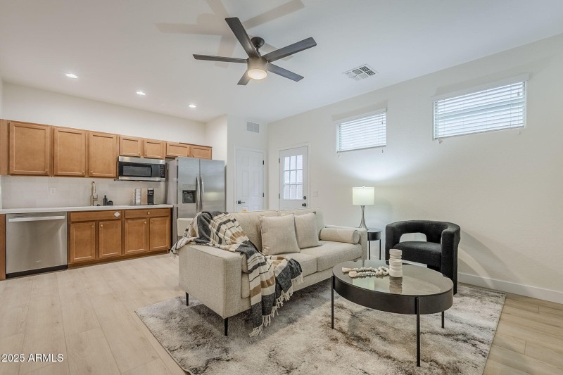 37-web-or-mls-Maggie-37