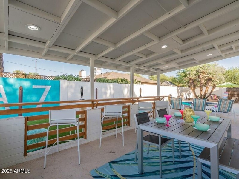 050_Covered Patio Area