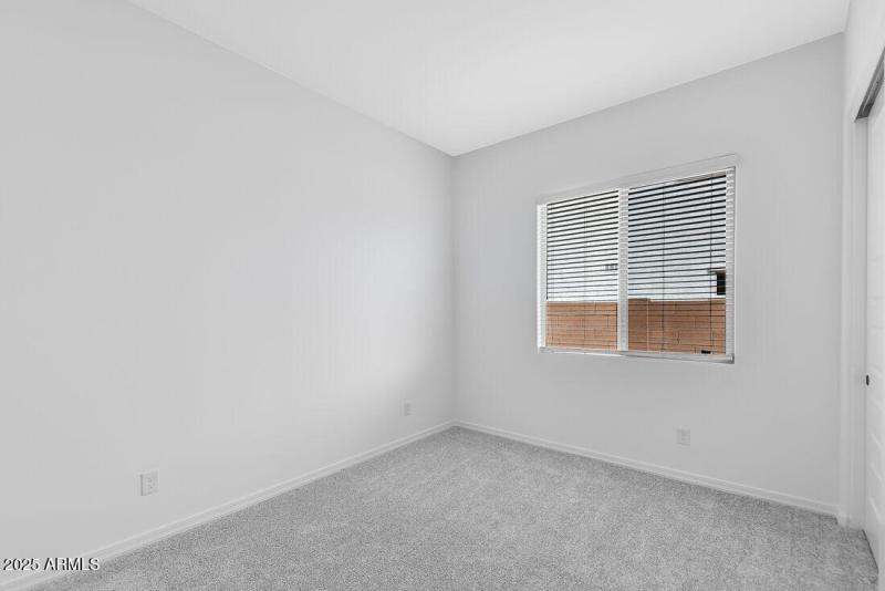 17819 W PASADENA - Ready Now!