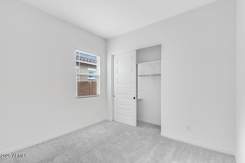 17819 W PASADENA - Ready Now!