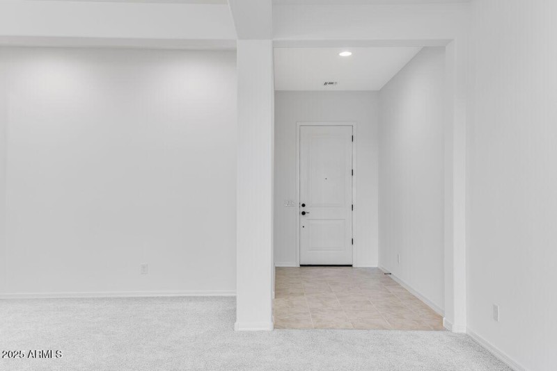 17819 W PASADENA - Ready Now!