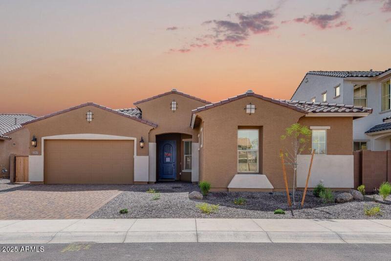 17807 W PASADENA Avenue - Ready Now!