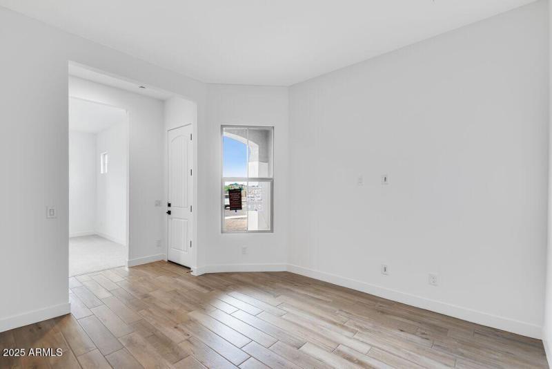 17807 W PASADENA Avenue - Ready Now!