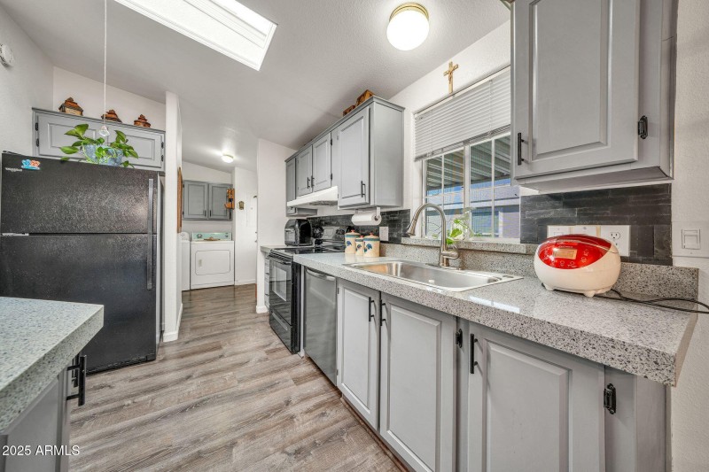 18018 N 17th Way-15