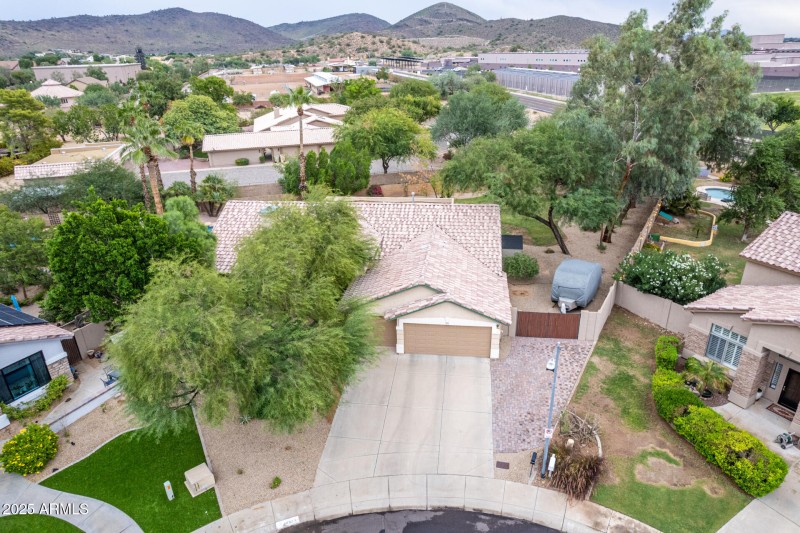 Hard-to-find Large Cul-de-Sac Lot