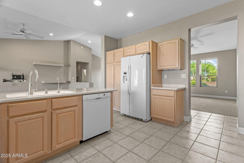 17522 N Ironhorse Dr Surprise - 283