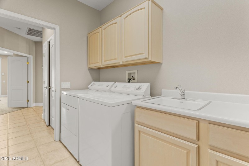 17522 N Ironhorse Dr Surprise - 329