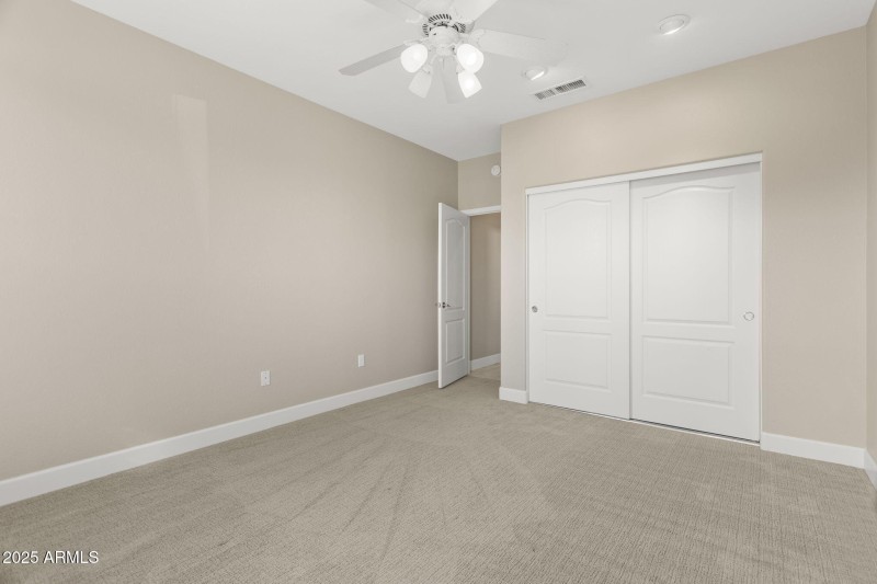 17522 N Ironhorse Dr Surprise - 374