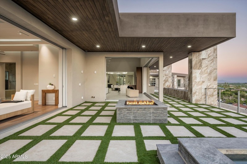 018_Collapsible Door Views