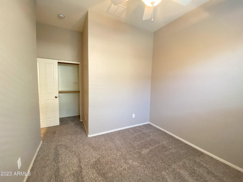 4442 N Jackson Ct-Bed 3