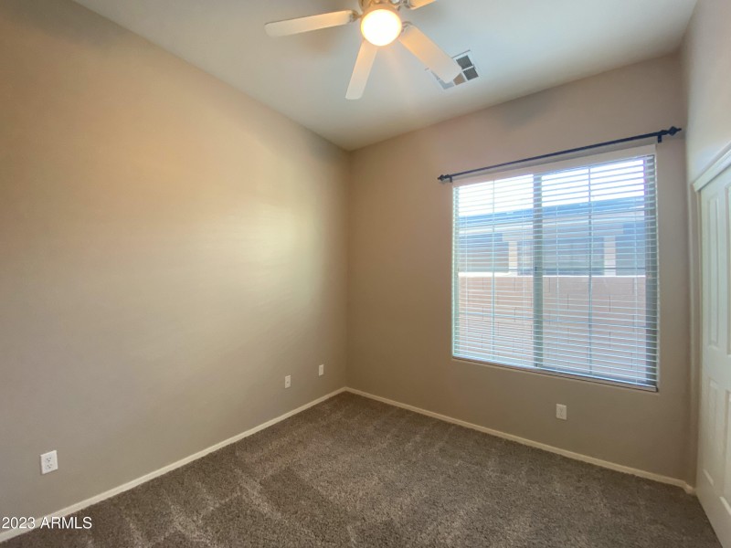 4442 N Jackson Ct-Bed 4