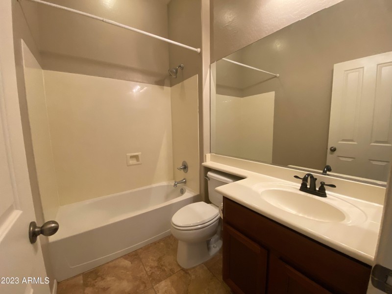 4442 N Jackson Ct-Guest Bath
