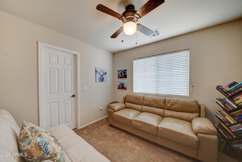 29293 N Yellow Bee-27